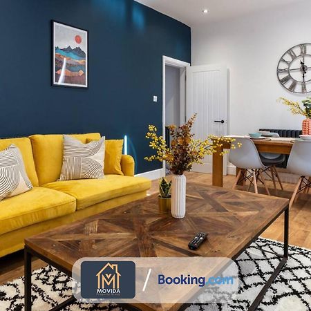 Central Elegant Three Bed Duplex By Movida Property Group Short Lets & Serviced Accommodation Harrogate Esterno foto